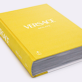 Versace Sfilate, Tutte le collezioni – L'Ippocampo Edizioni