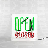 Neon luminoso in vetro “Open / Closed” con box acrilico