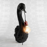 Lampada da parete Werns Petra Swan in poliresina nera